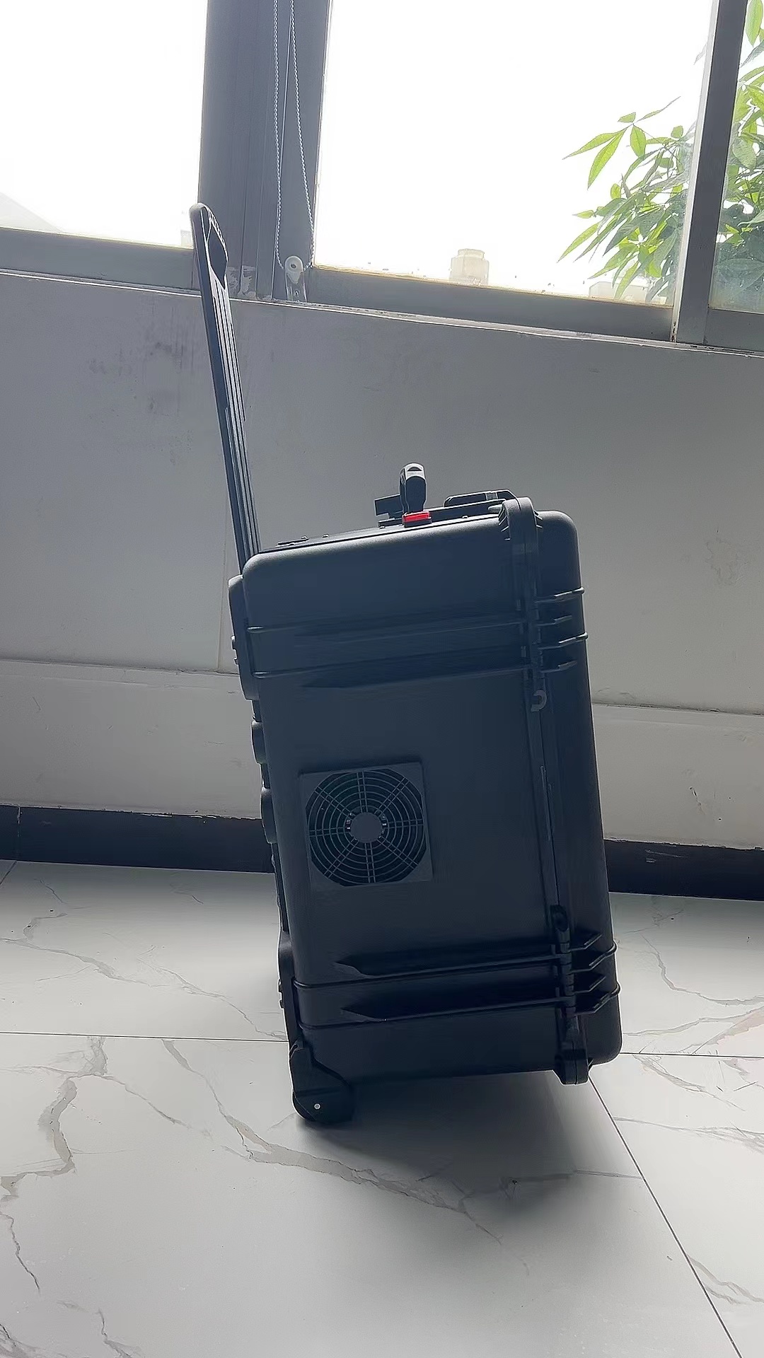 哈尔滨手拉箱型移动通信干扰器
